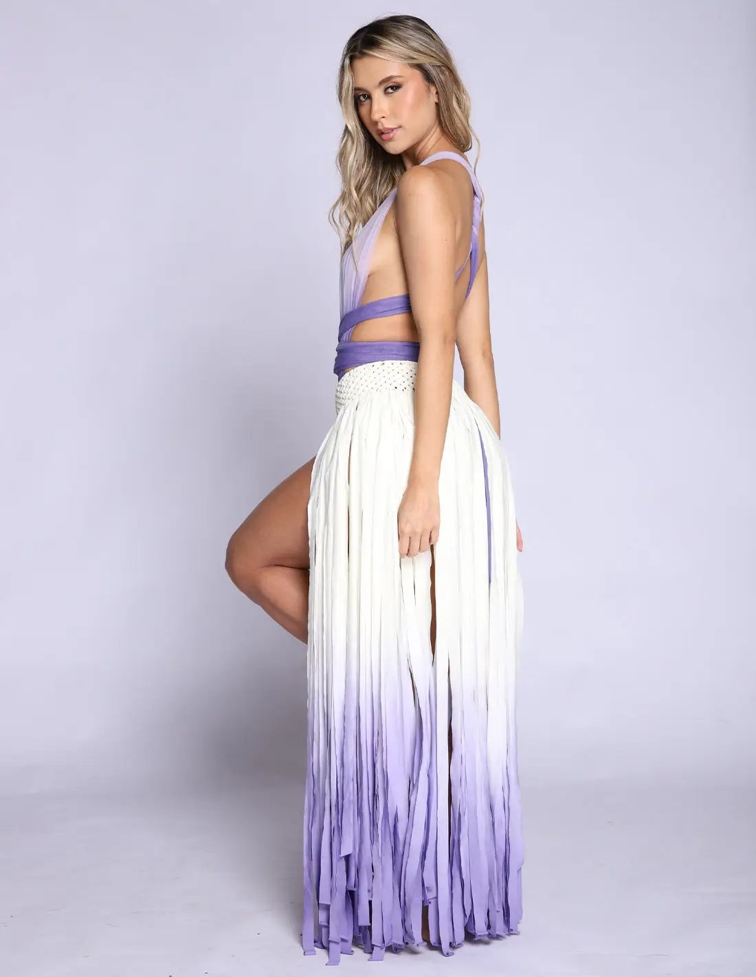 Falda Flow Ivory + Purple. Falda Con Macramé Y Teñido A Mano Color Ivory + Purple. Entreaguas