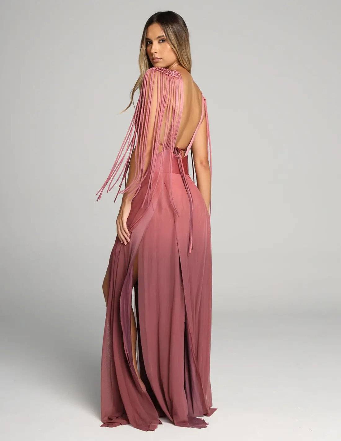 Vestido Hera Pink Rose. Vestido Color Pink Rose. Entreaguas