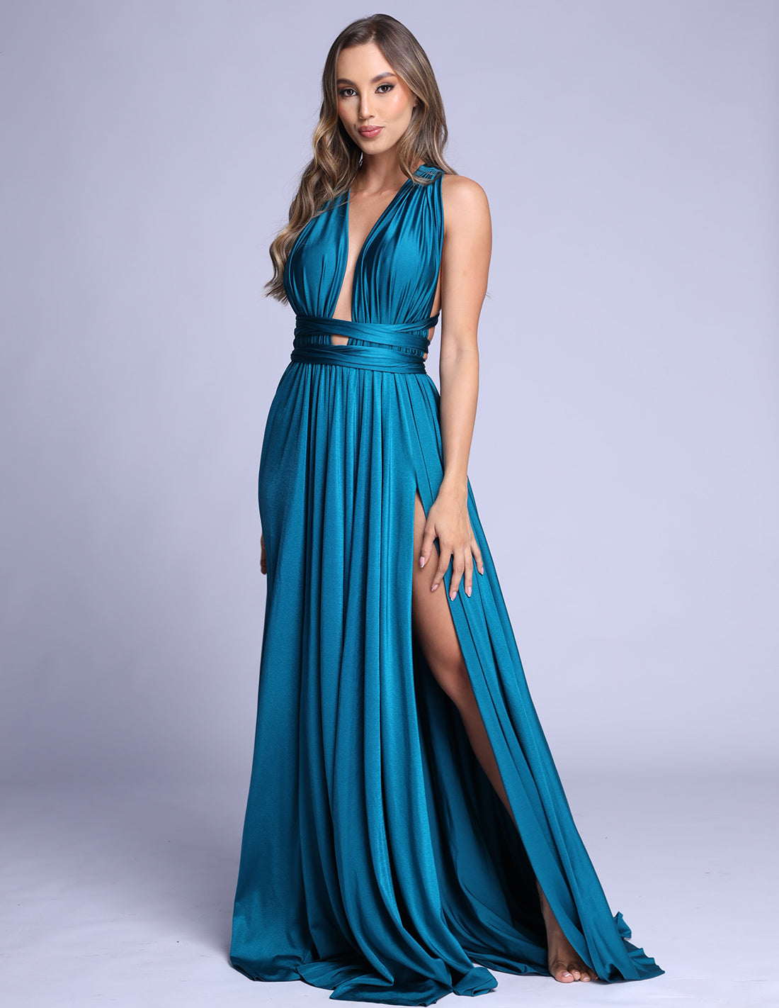 Vestido Pluton Blue. Vestido Teñido A Mano Color Blue. Entreaguas