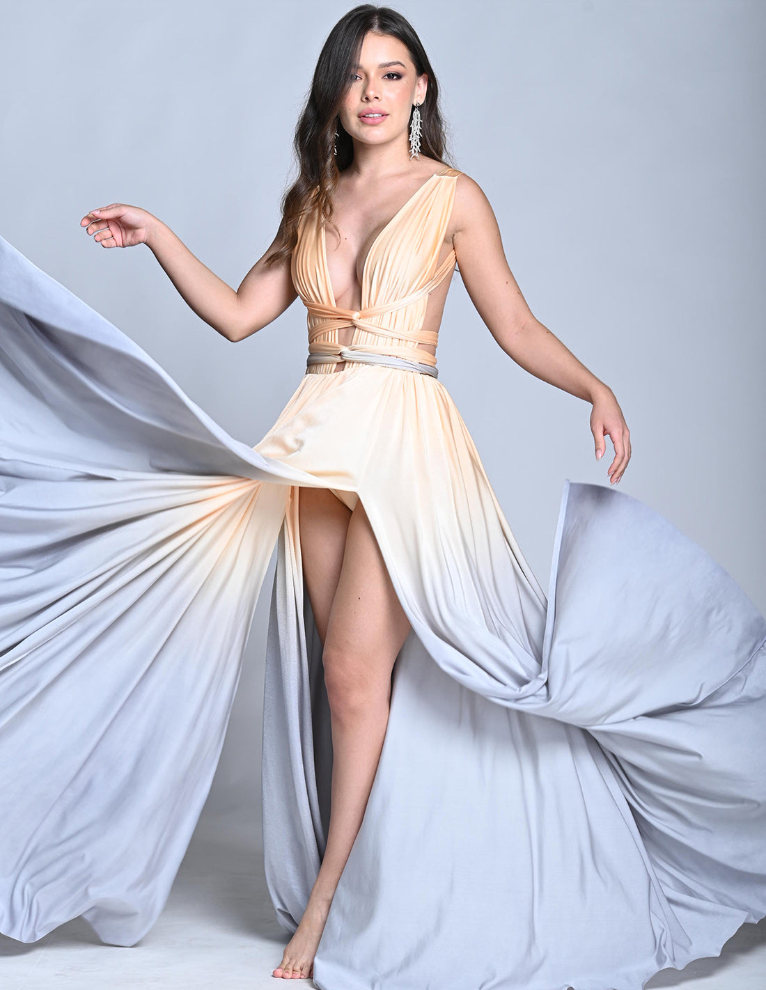 Vestido Plutón Vanilla + Gray Light. Vestido Teñido A Mano Color Vanilla + Gray Light