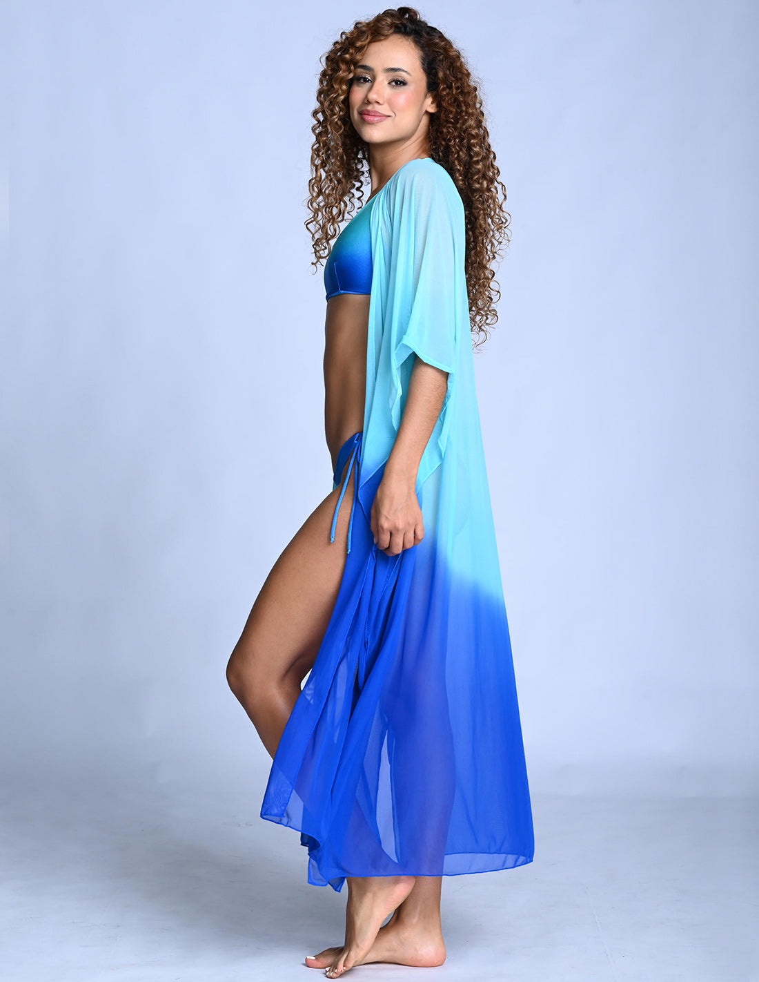 Kimono Fly Turquoise + King Blue. Salida De Baño Kimono Teñido A Mano Color Turquoise + King Blue
