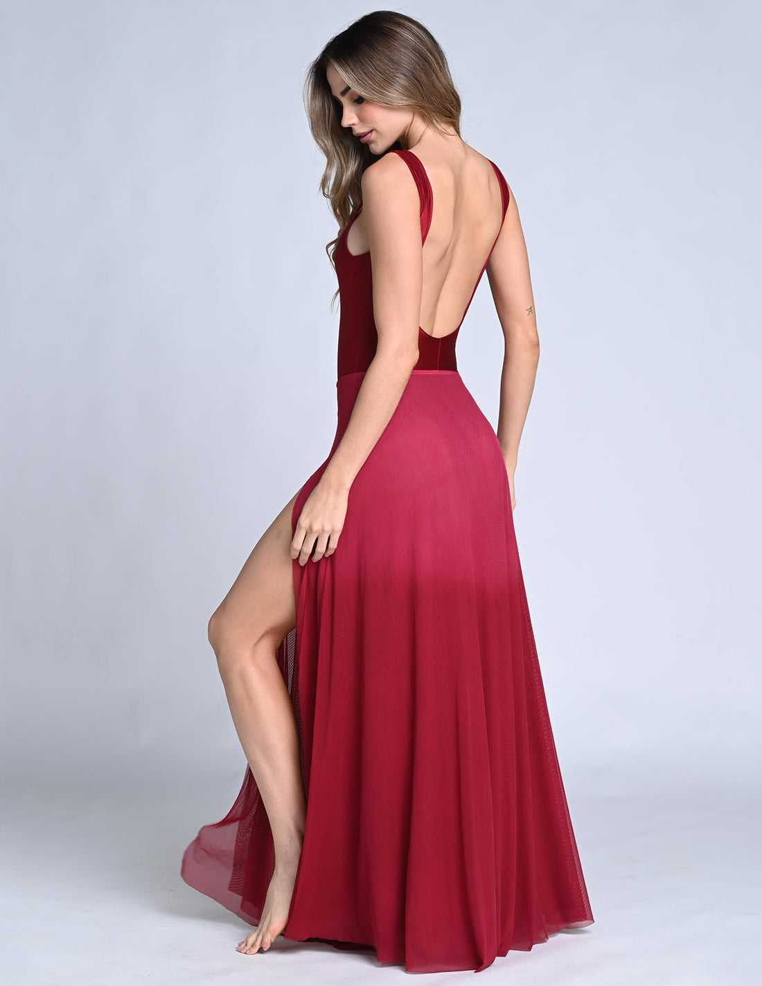 Falda Aum Faded Burgundy. Falda Teñido A Mano Color Faded Burgundy