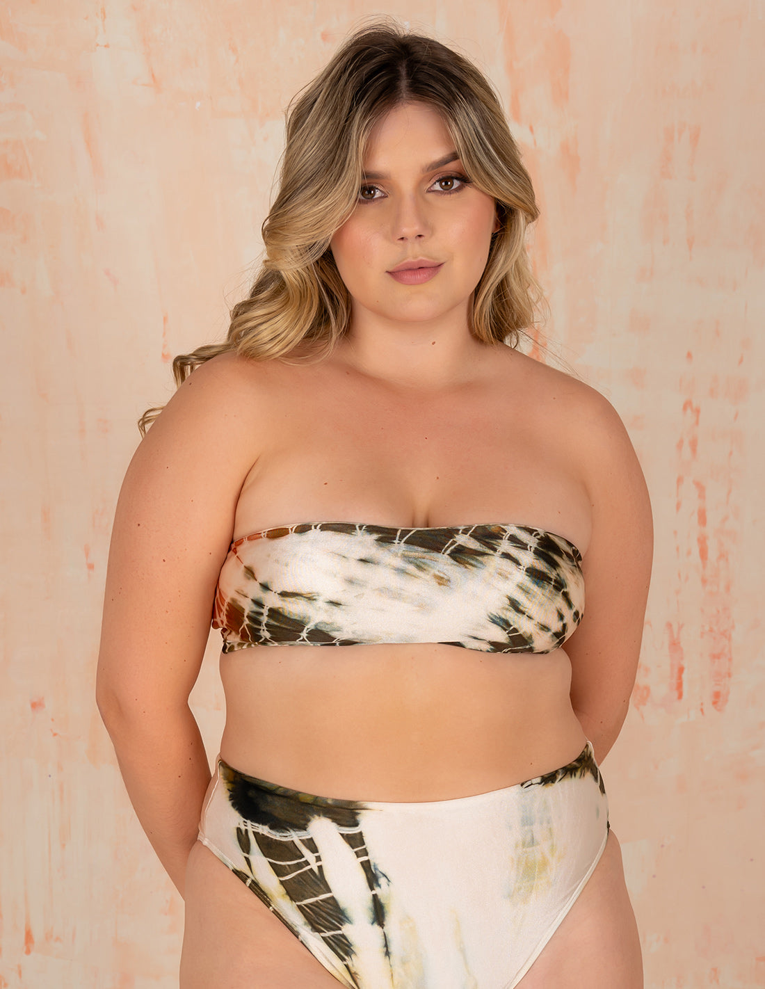 Top Mountain Salmon + Pistacho + Dark Green