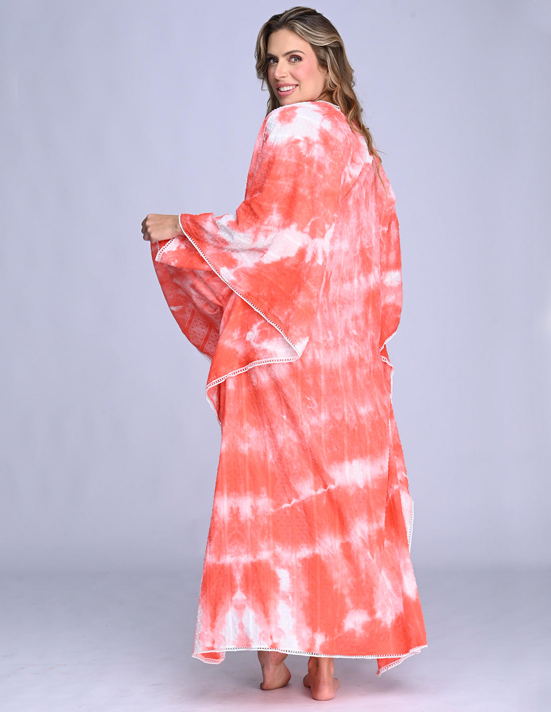 Kimono Elio Spotted Chrysan. Salida De Baño Kimono Teñido A Mano Color Spotted Chrysan