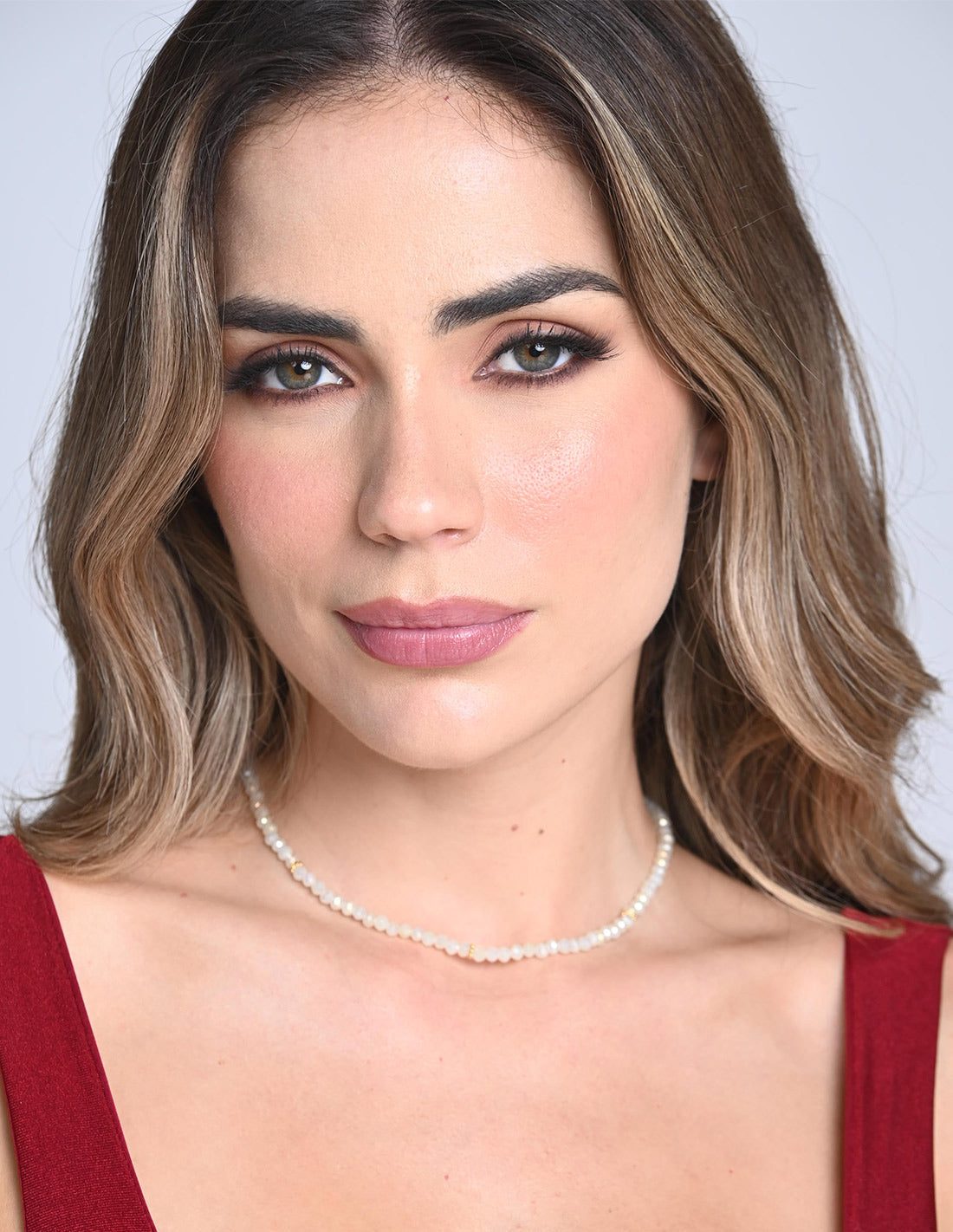 Choker Kiran Marfil. Choker Color Marfil