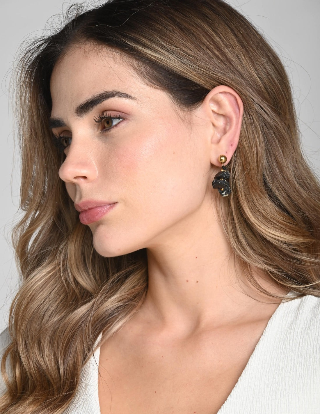 Areta Isara Tourmaline + Black. Areta Color Tourmaline + Black