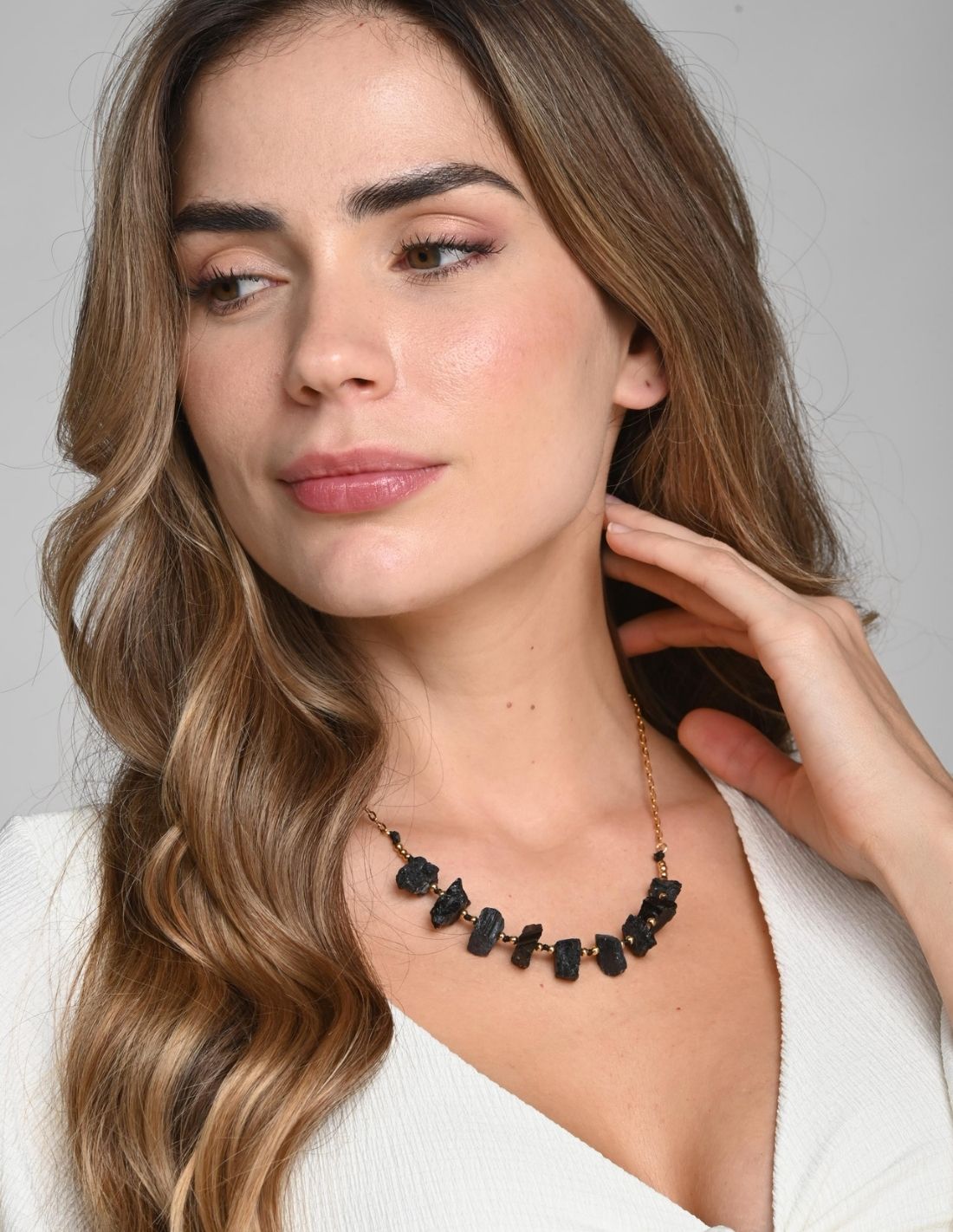 Collar Narella Tourmaline + Black. Collar Color Tourmaline + Black
