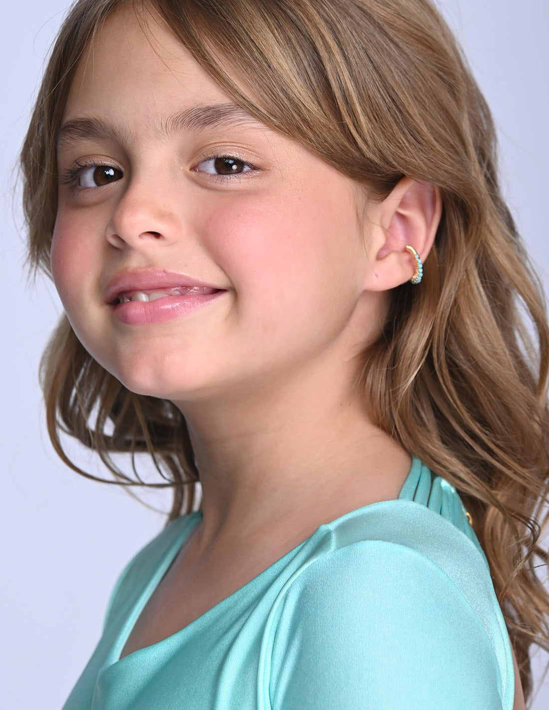 Ear Cuff Sorel Blue Sky. Ear Cuff Color Blue Sky