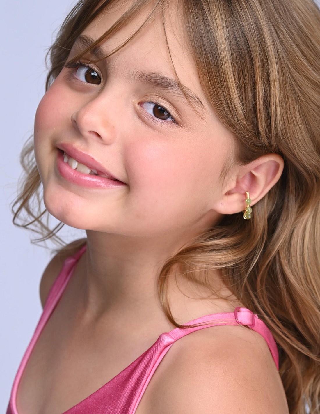 Ear Cuff Eria Lime Green. Ear Cuff Color Lime Green