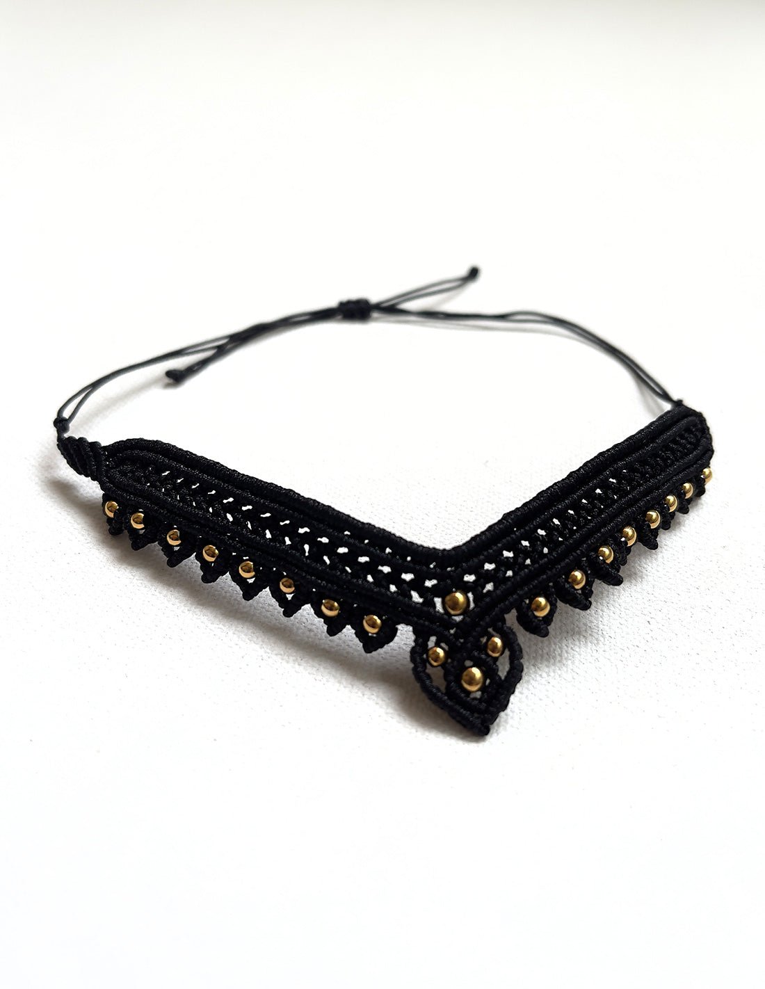 Brazalete Reina De Verano Negro. Brazalete Color Negro