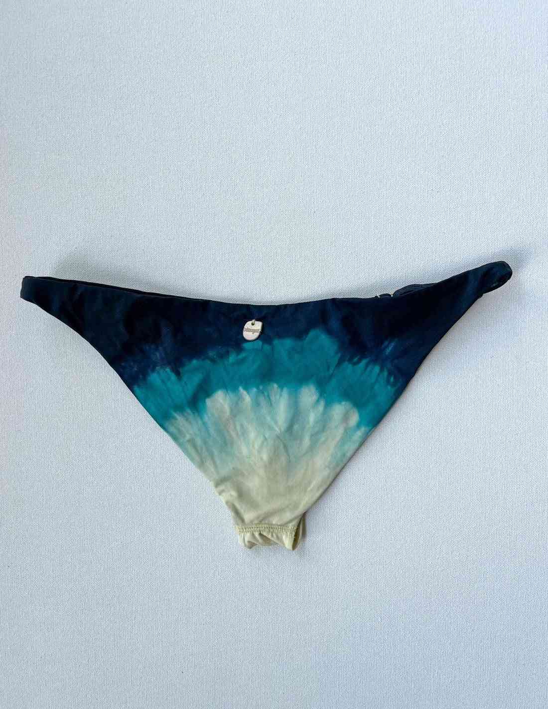 Panty 2 Mix. Panty De Bikini Color Mix. Entreaguas
