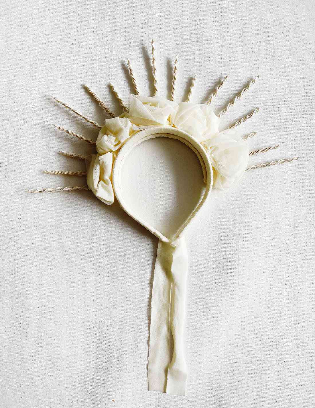 Corona Sirenita Marfil - Entreaguas Wearable Art