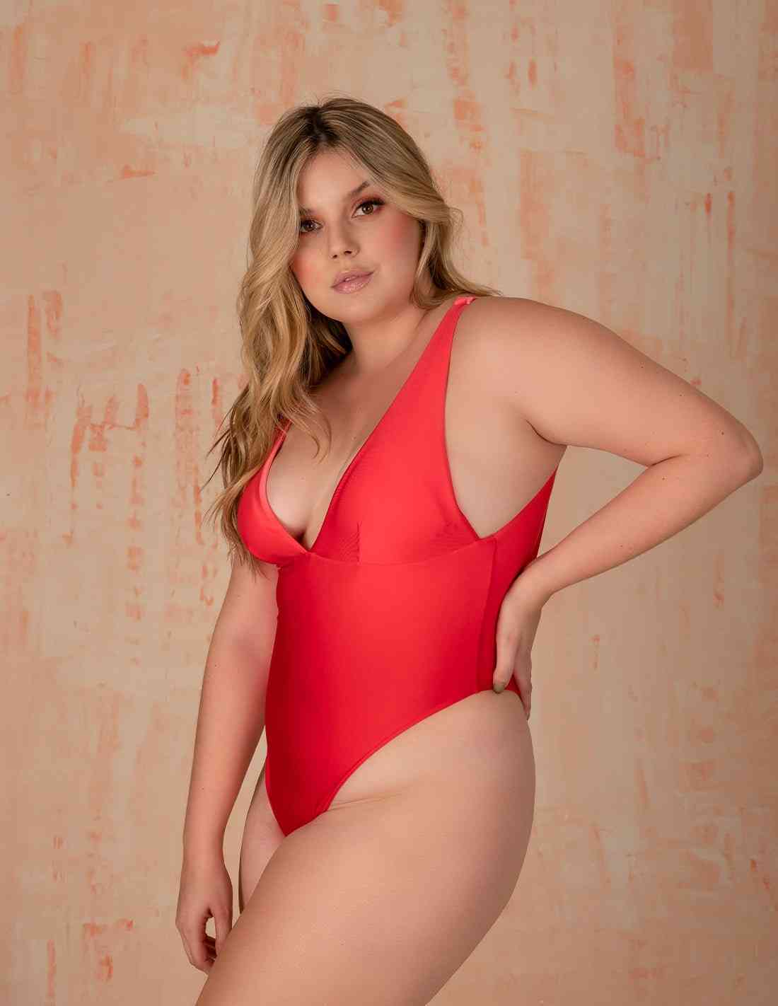 Entero Veto Red + Tomato - Entreaguas Wearable Art