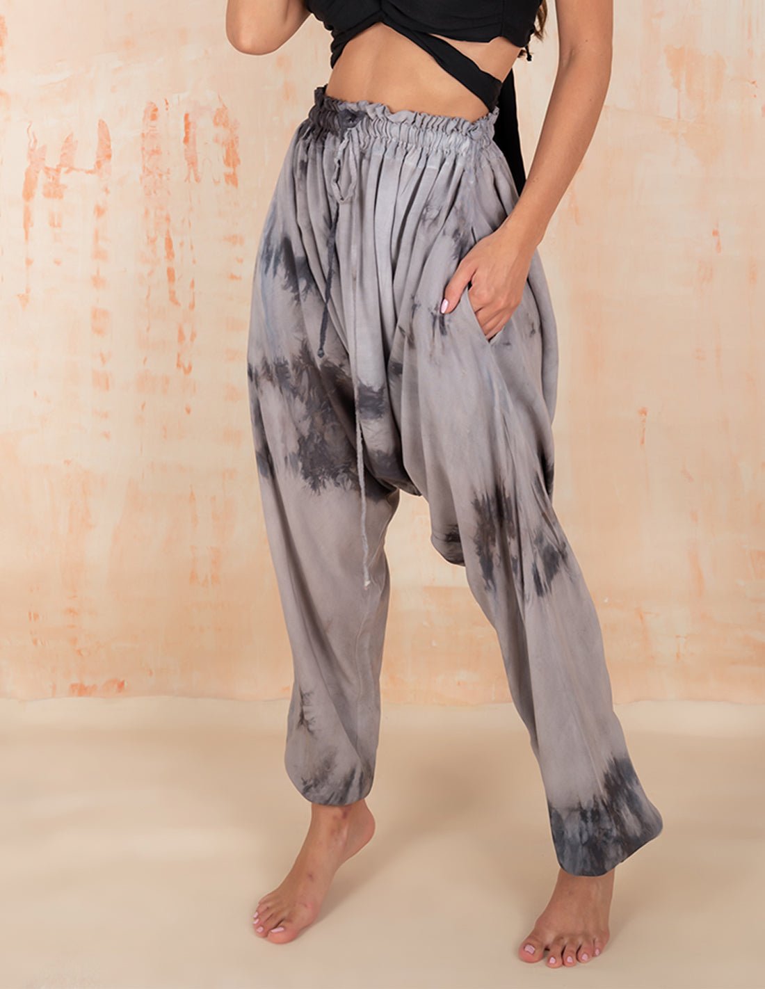 Pantalón Flemish Spotted Black - Entreaguas Wearable Art
