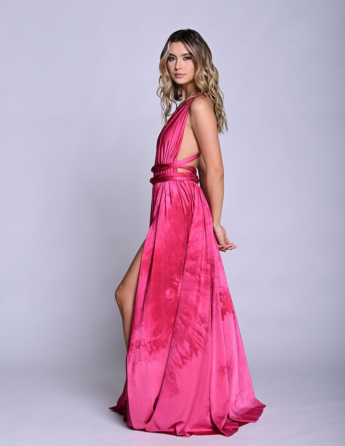 Vestido Pluton Fucsia Hand Dyed. Vestido Teñido A Mano Color Fucsia Hand Dyed