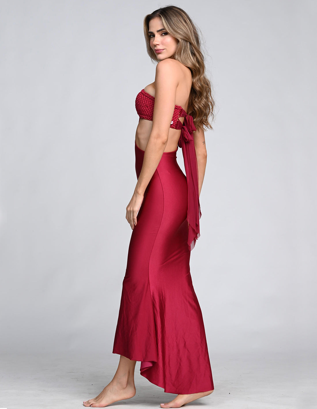 Vestido Kesha Burgundy. Vestido Con Macramé Y Teñido A Mano Color Burgundy