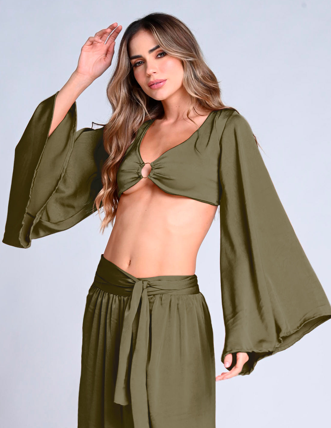 Crop Top Laya Verde. Crop Top Color Verde