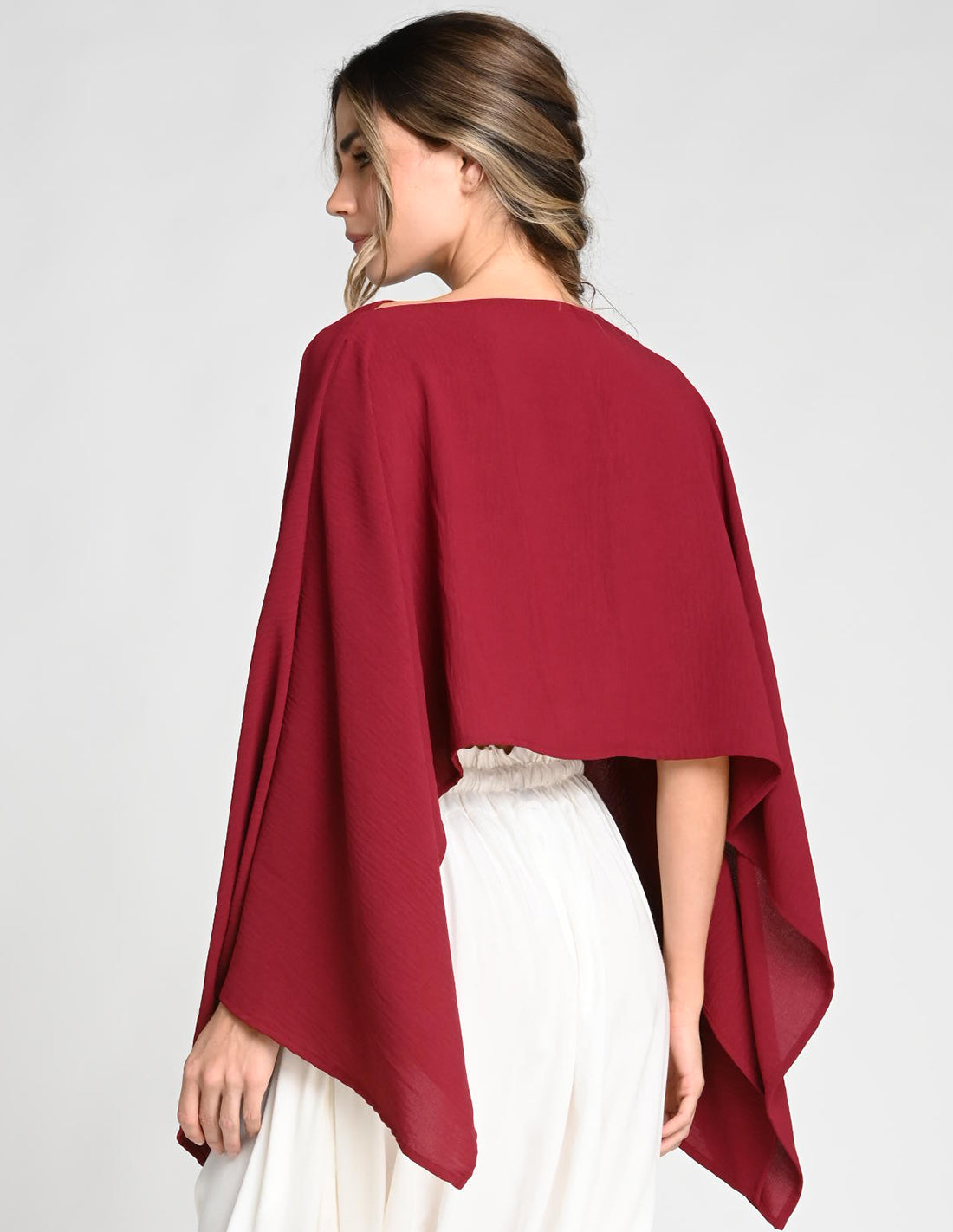 Blusa Nila Vino Tinto. Blusa Color Vino Tinto