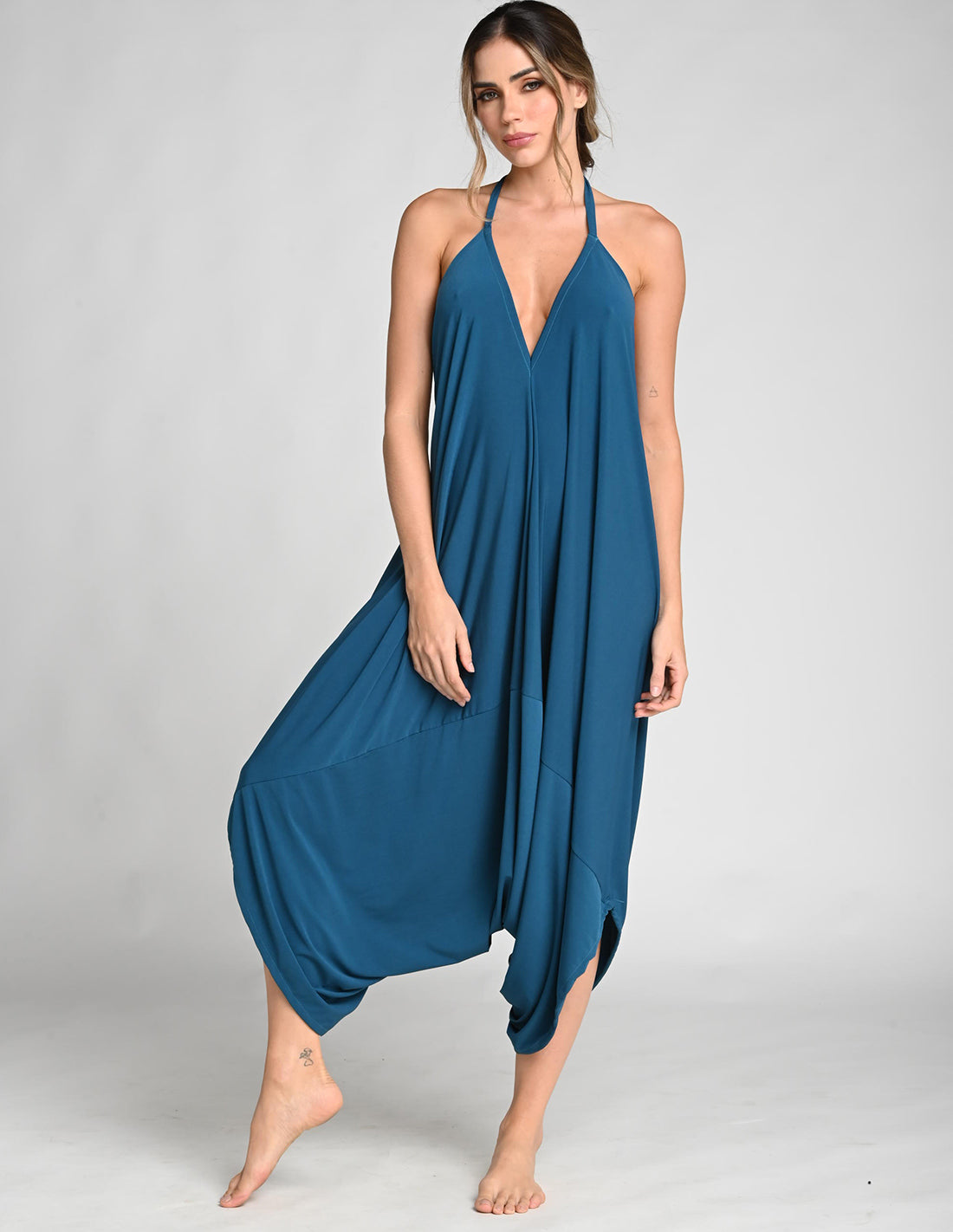 Jumpsuit Moss Oil Blue. Jumpsuit Color Oil Blue