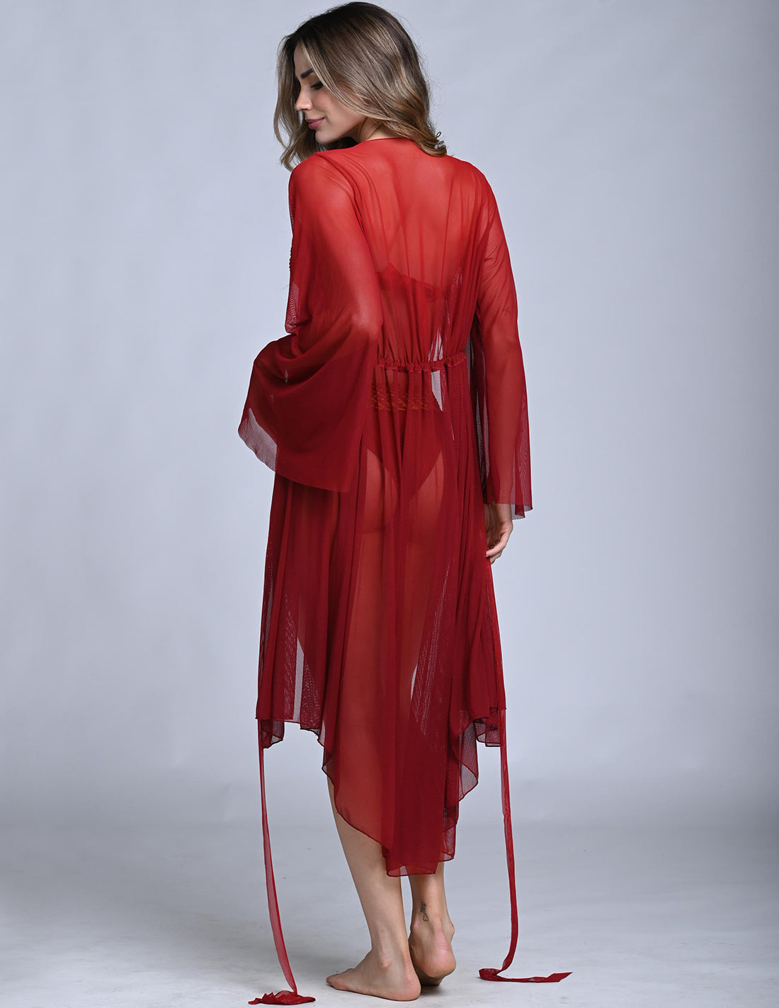 Kimono Eni Faded Wild Wine. Salida De Baño Kimono Teñido A Mano Color Faded Wild Wine