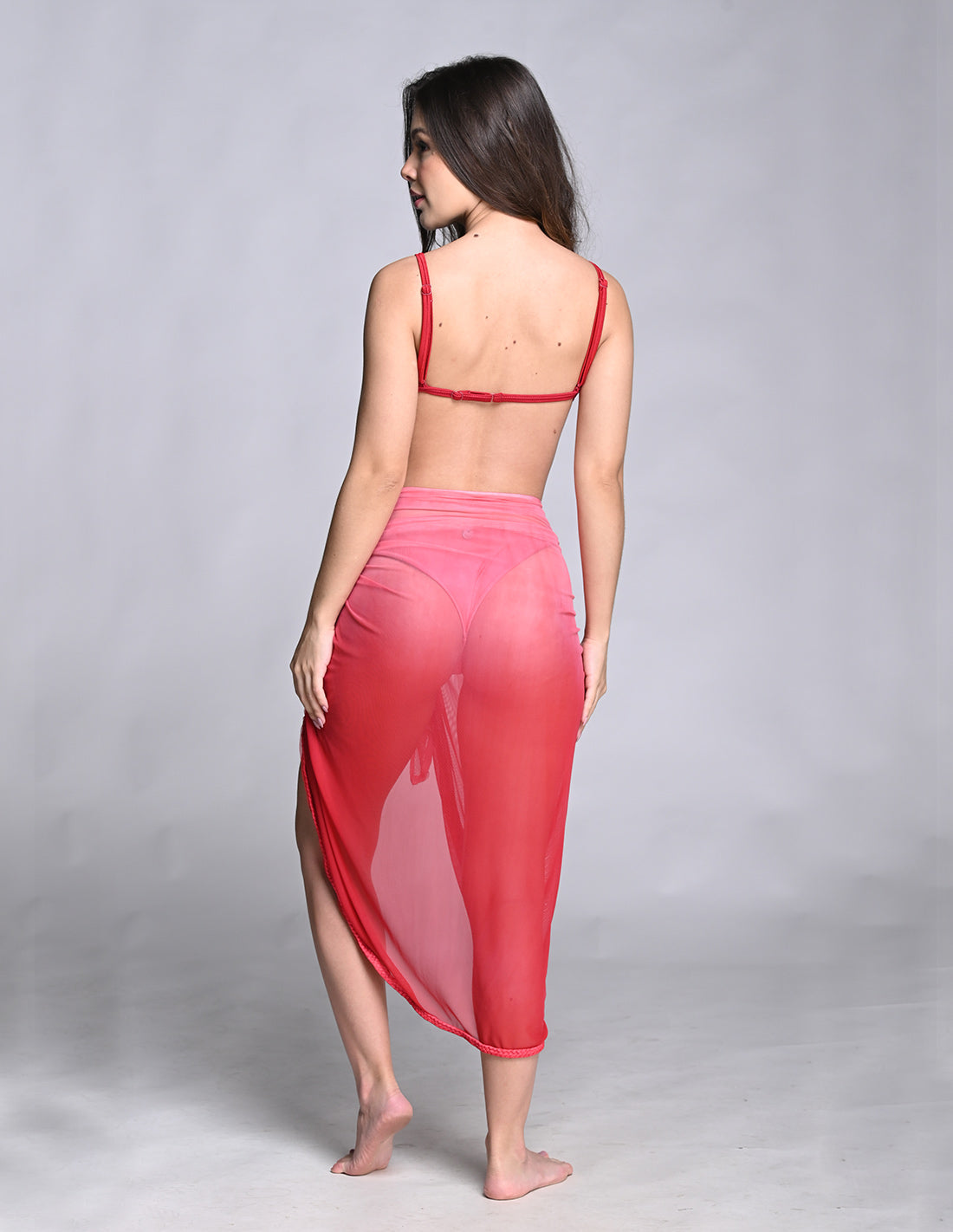 Pareo Calm Lee Faded Blushfire. Pareo De Playa Con Macramé Y Teñido A Mano Color Faded Blushfire