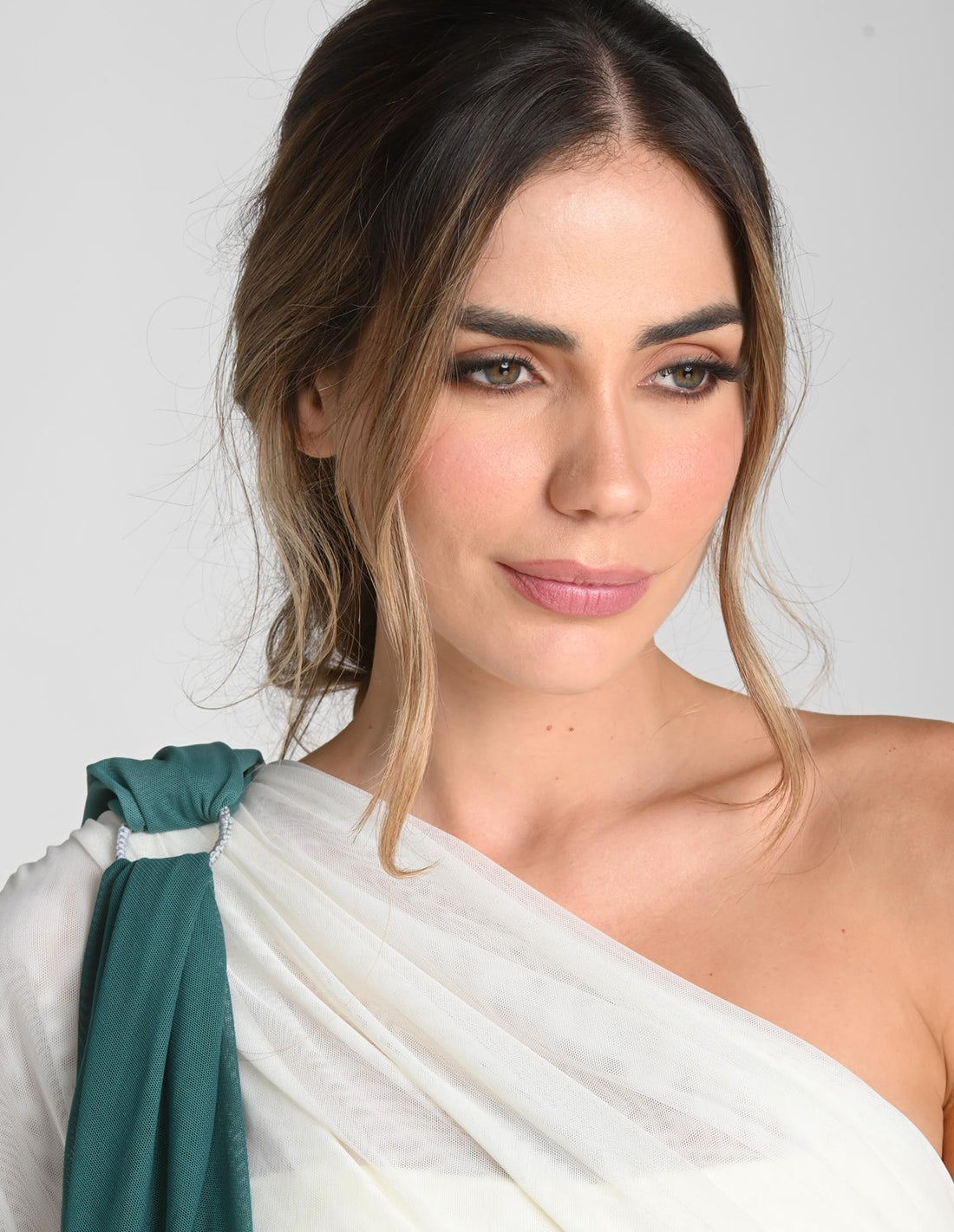 Pashmina Prana Faded Boreal Green. Pashmina Teñido A Mano Color Faded Boreal Green