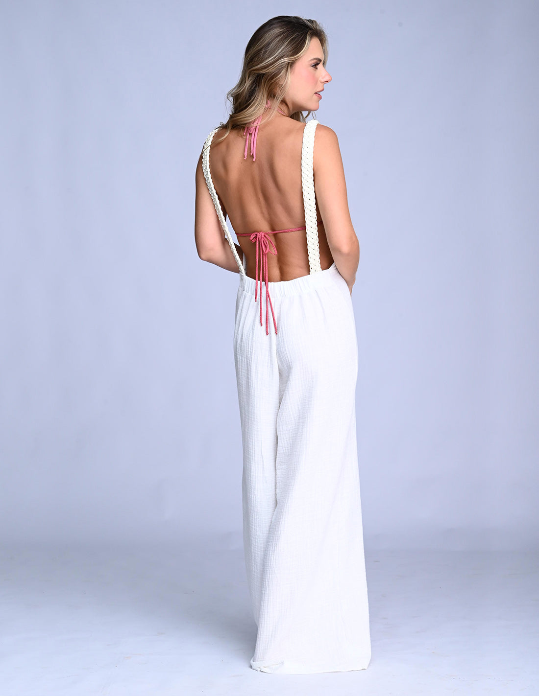 Jumpsuit Naira Marfil. Jumpsuit Con Macramé Color Marfil
