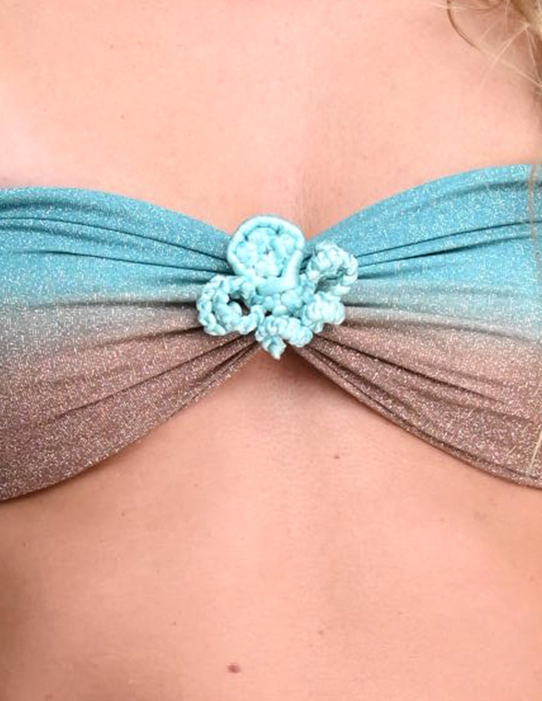 Top Eia Opal Green + Browm. Bikini Top Con Macramé Y Teñido A Mano Color Opal Green + Browm