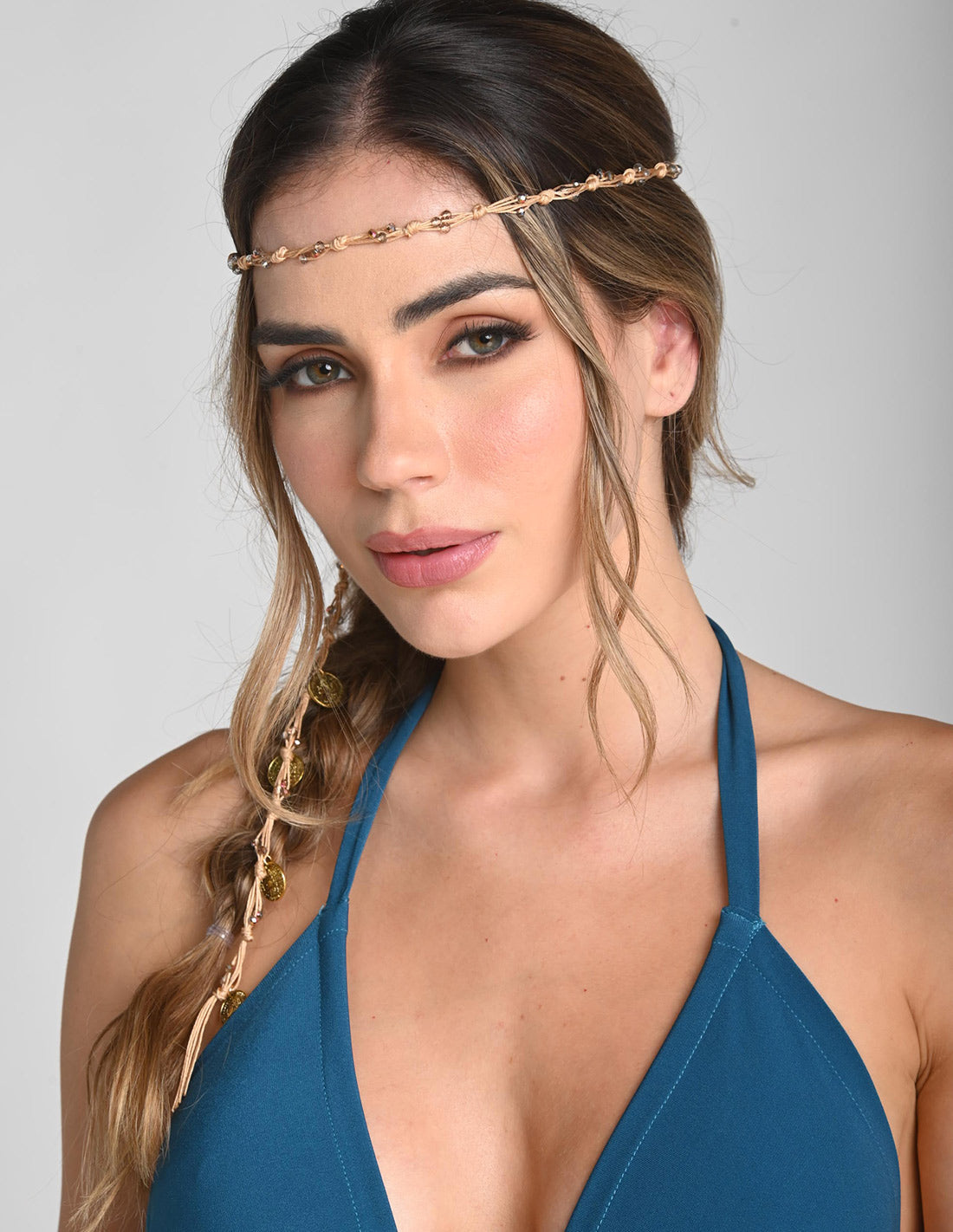 Collar Inari Beige. Collar Color Beige