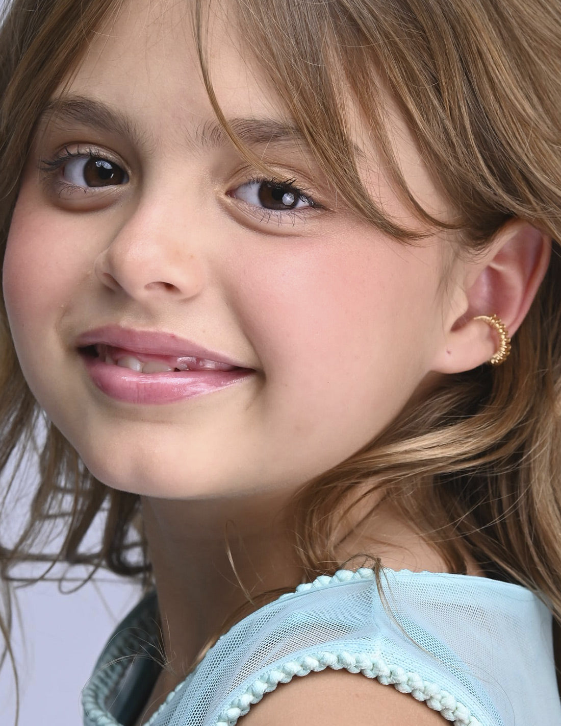 Ear Cuff Sorel Brown. Ear Cuff Color Brown