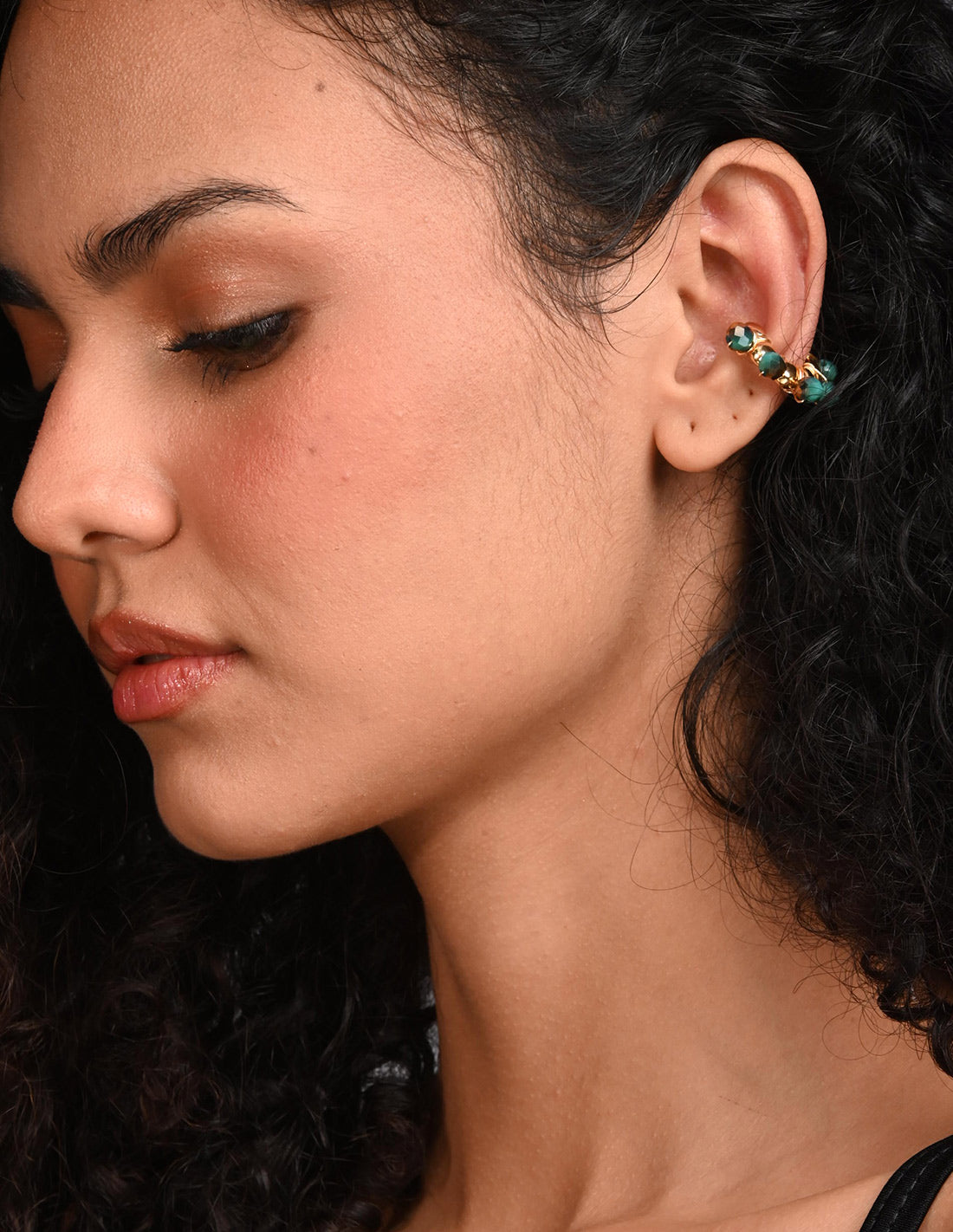 Ear Cuff Coil Murano Mint Green + Golden. Ear Cuff Color Mint Green + Golden