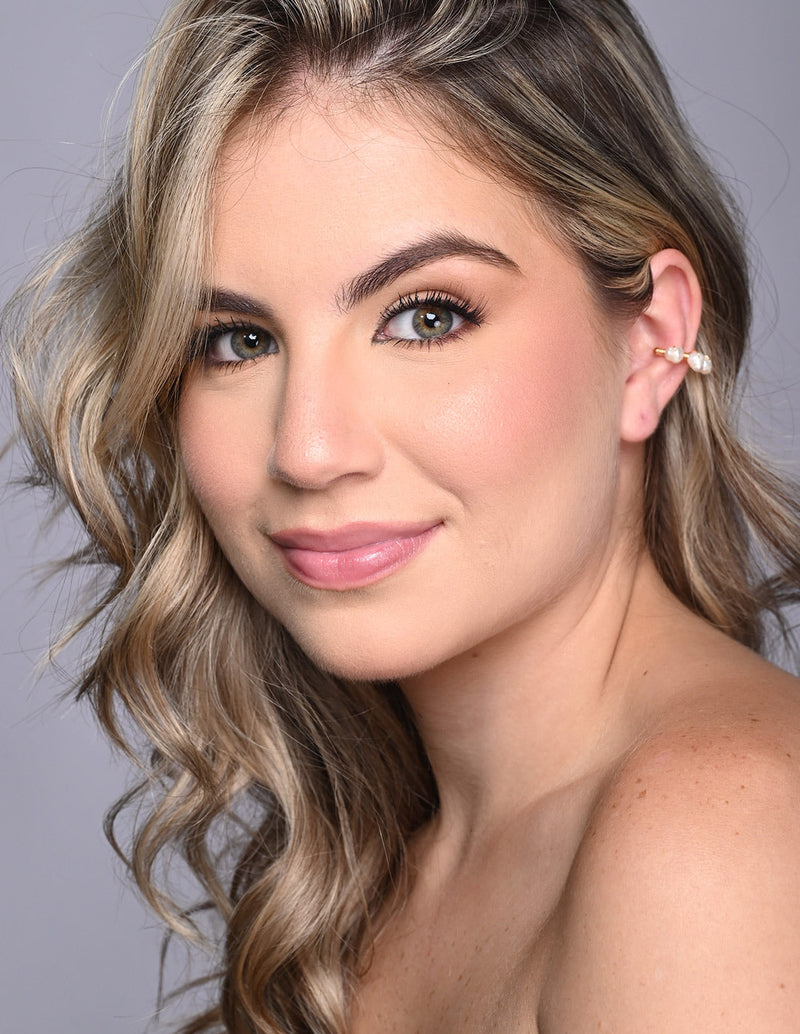 Ear Cuff Luna Perla + Marfil. Ear Cuff Color Perla + Marfil