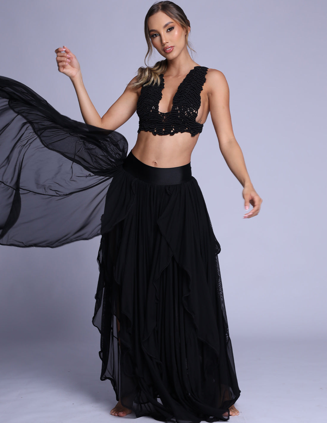 Outfit: Crystal & Petalos Negro