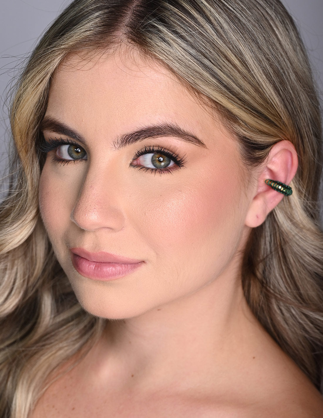 Ear Cuff Luna Llena Verde