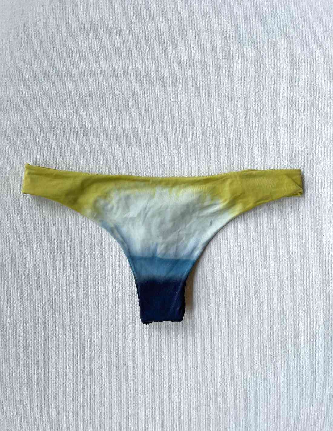 Panty 4 Mix. Panty De Bikini Color Mix. Entreaguas