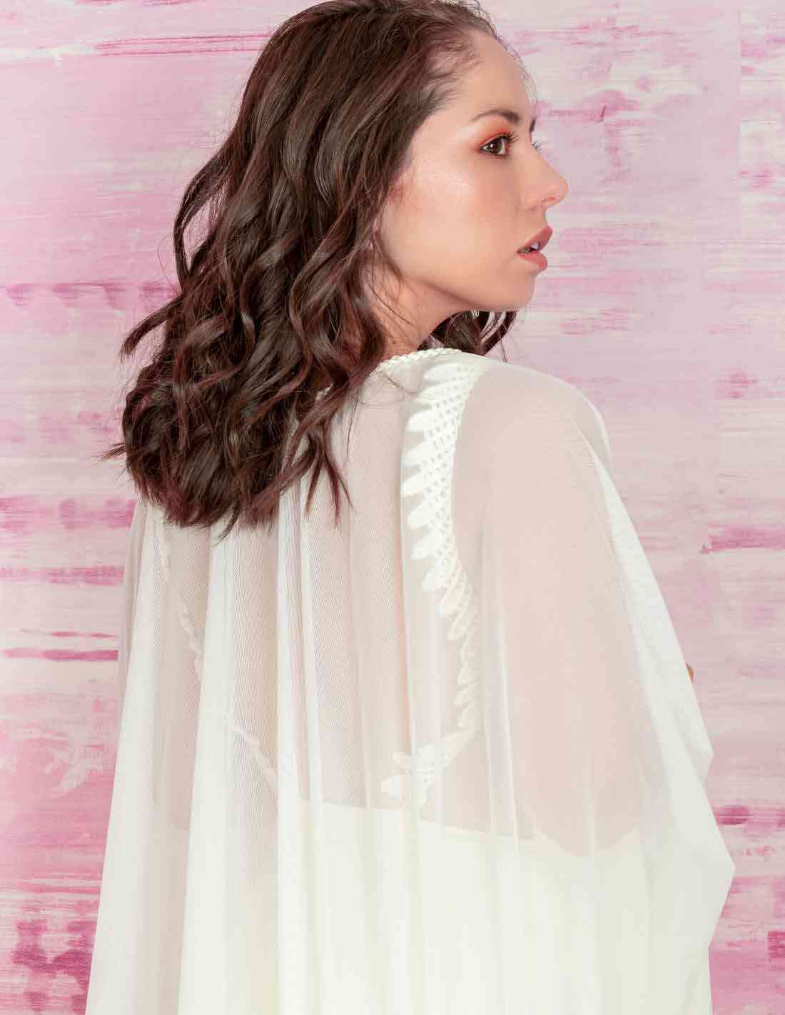 Capa Festival Marfil - Entreaguas Wearable Art