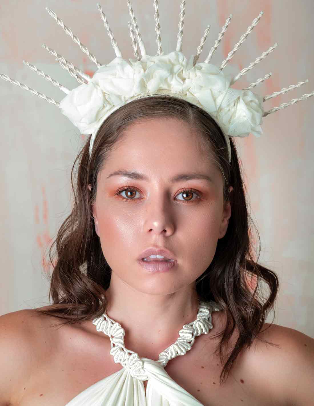 Corona Sirenita Marfil - Entreaguas Wearable Art