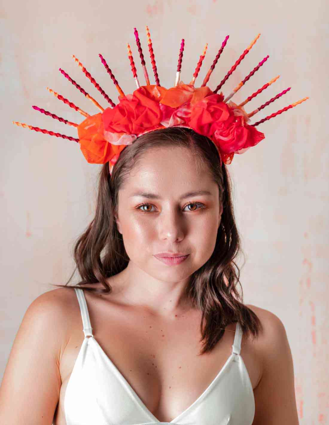 Corona Sirenita Rojo Naranja - Entreaguas Wearable Art