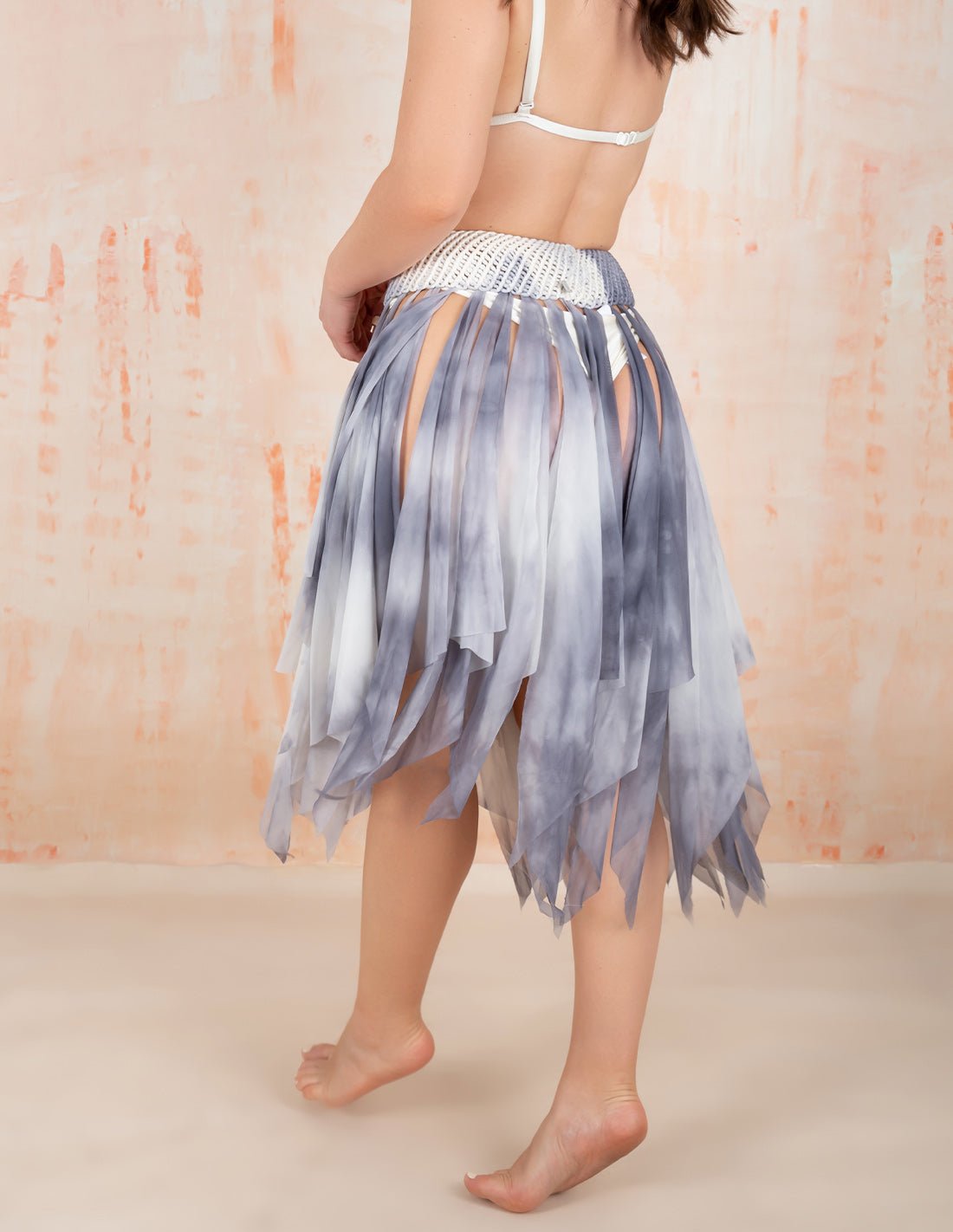 Falda Corta Rem Gris Claro Manchado - Entreaguas Wearable Art